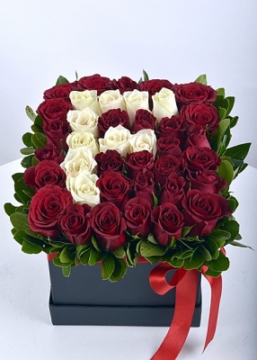 41 adet gül Kutuda Çiçek - Bgh130